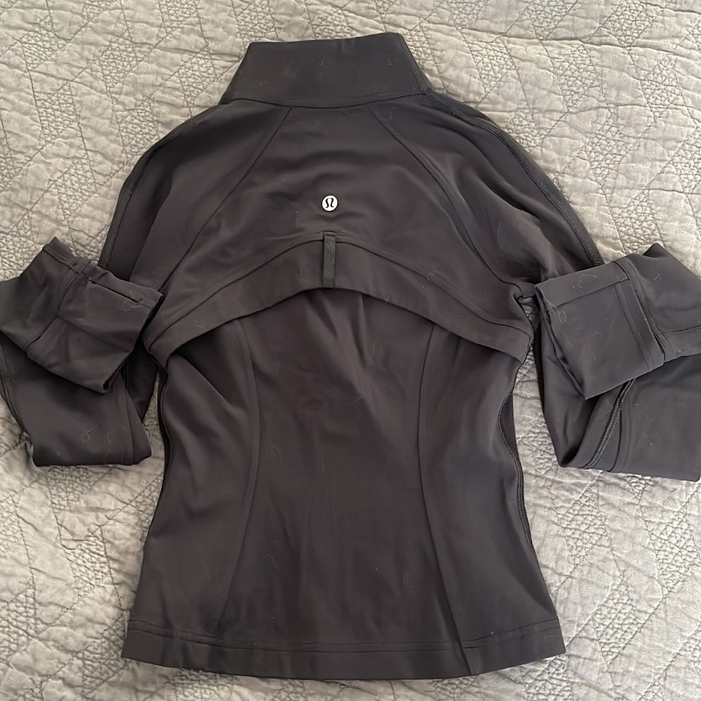 Lululemon cropped Define Nulu jacket never worn brand new without tags
